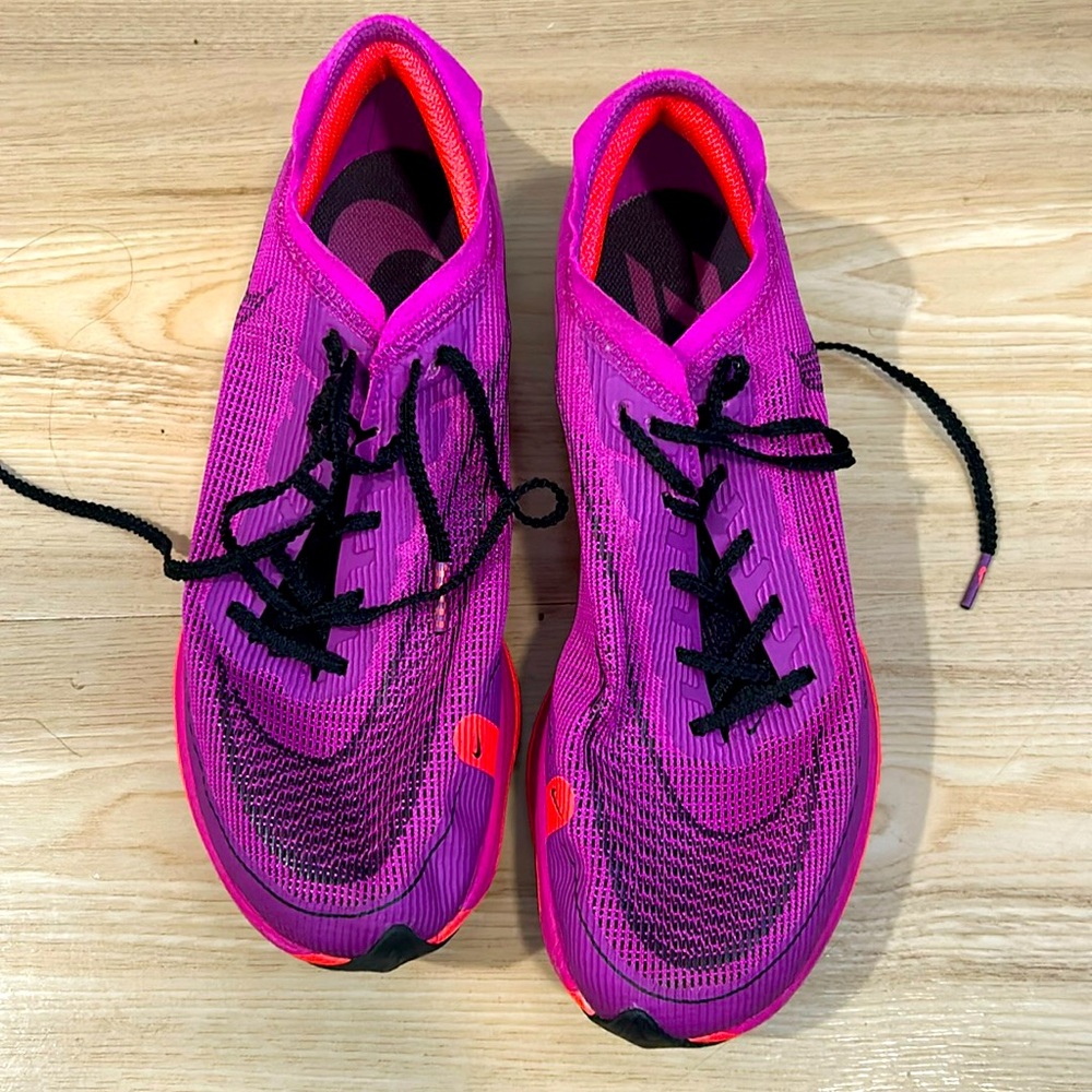 Nike ZoomX Vaporfly Next% 2 Hyper Violet Flash Crimson